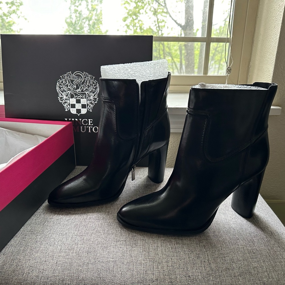 Vince Camuto-Epandra Bootie, Color: Black, Size: 9, Medium